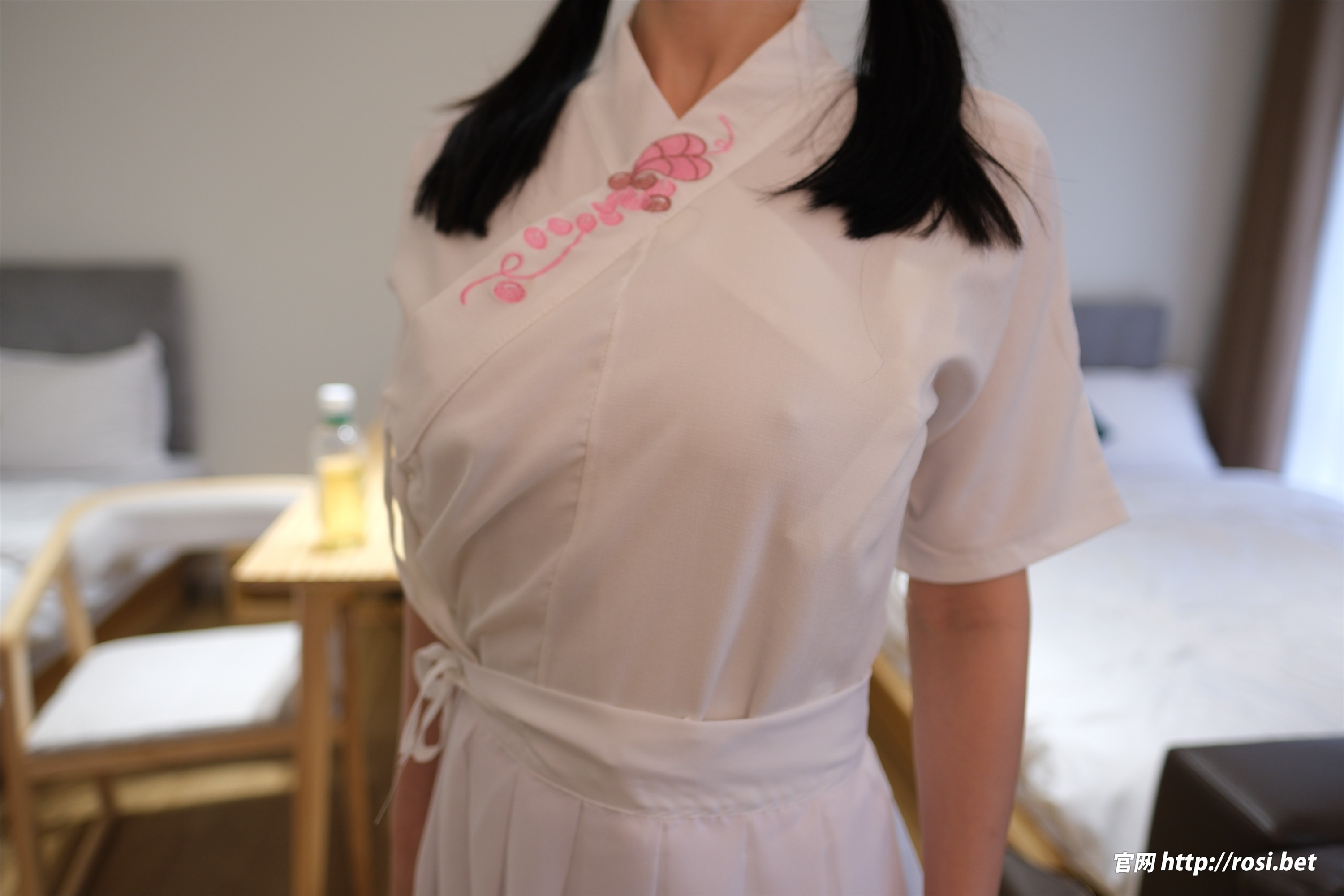 ROSI写真 2024.11.30 NO.4744